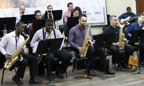 Brasil In Concert com a Orquestra de Jazz dá início ao feriado em BM
